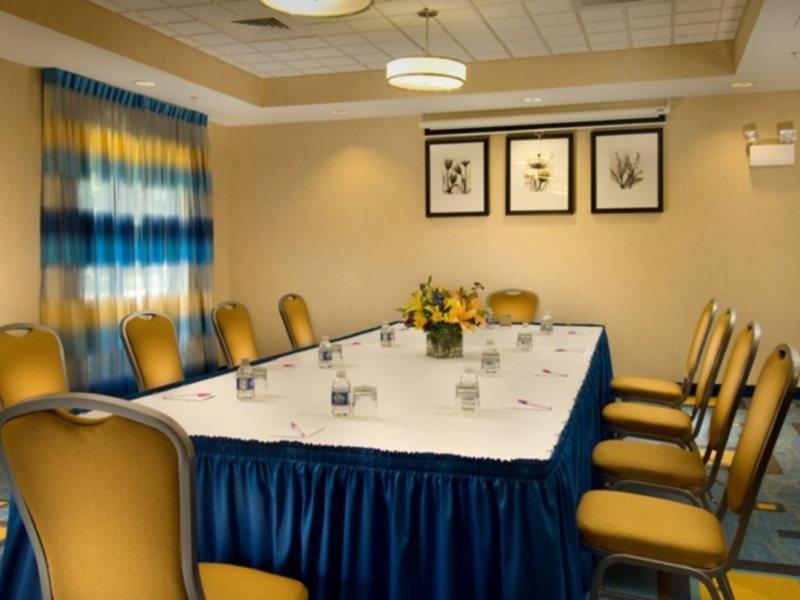 Springhill Suites By Marriott Jacksonville North I-95 Area Exterior foto